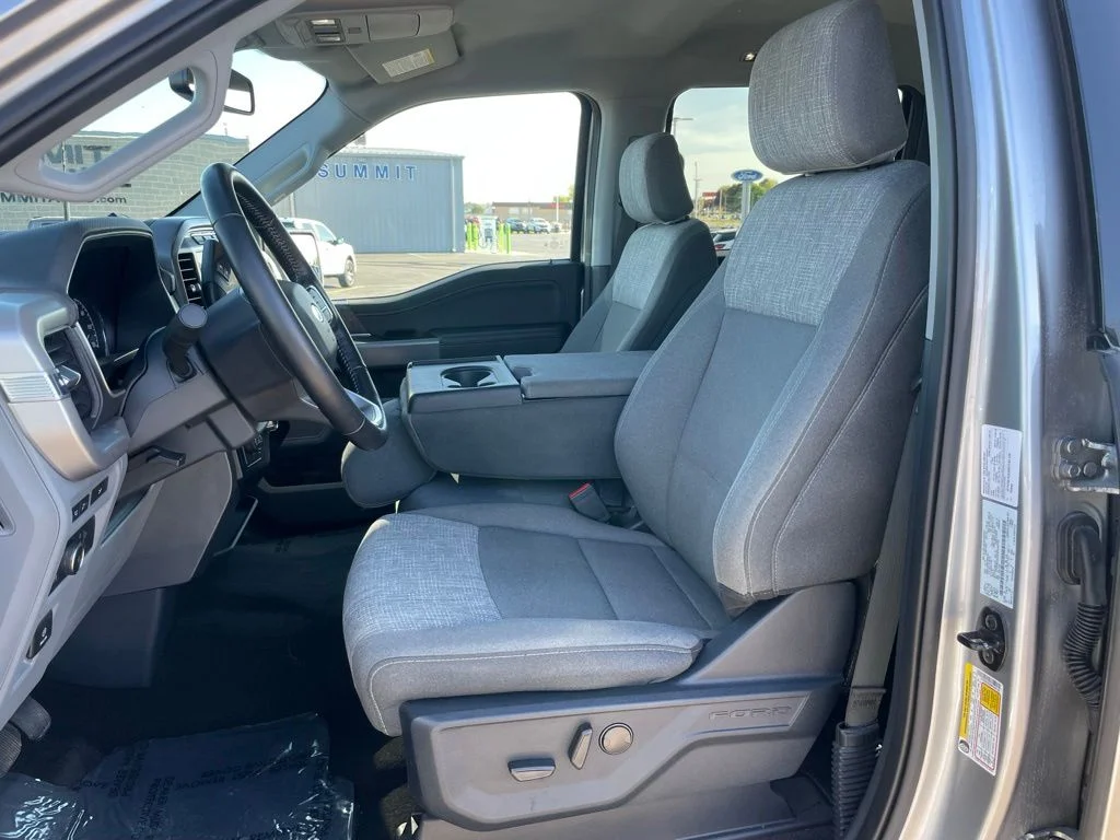 Used 2022 Silver Ford XLT image 7