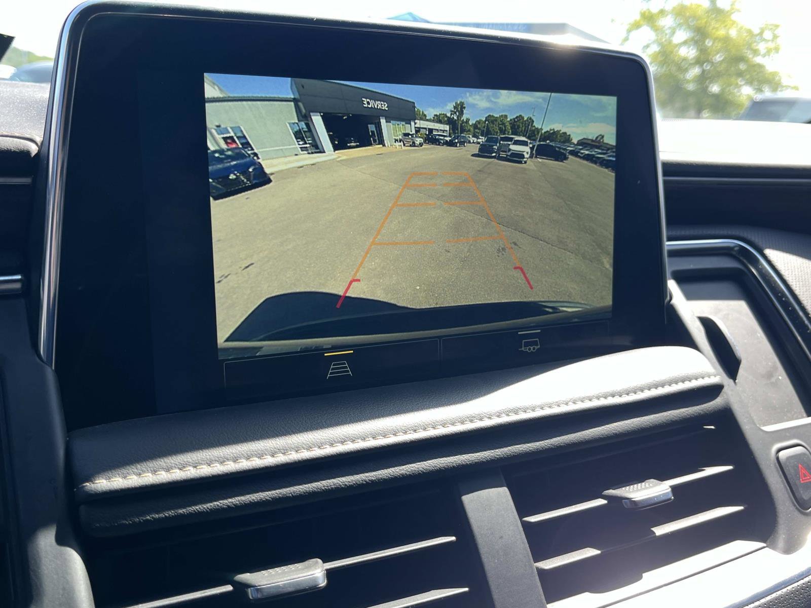 2023 Chevrolet Suburban Premier - Photo 40