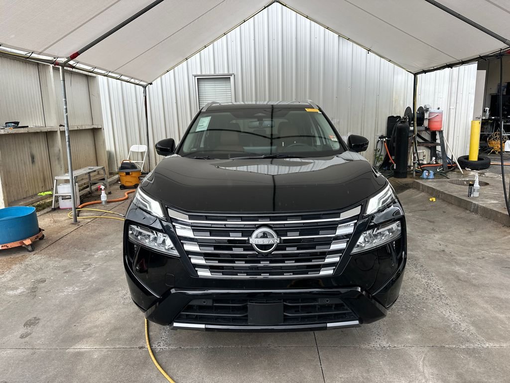 Used 2026 Black Nissan Platinum image 2