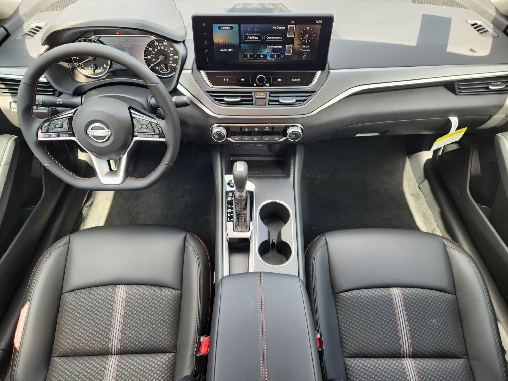 New 2026 Scarlet Ember Tintcoat Nissan SR image 19