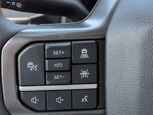 New 2026 Oxford White Ford Tremor® image 23