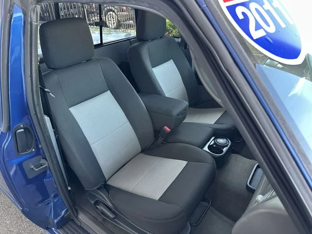Used 2011 Blue Ford XLT image 24