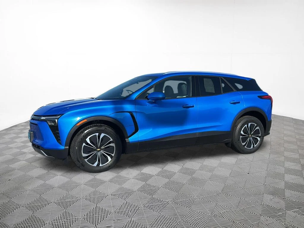 Used 2024 Chevrolet Blazer EV LT with VIN 3GNKDBRJ7RS255441 for sale in Hastings, MN