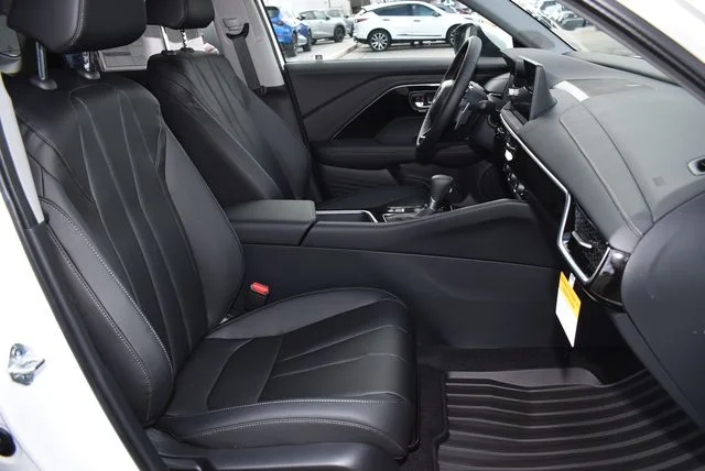 New 2026 Platinum White Pearl Acura Base image 13