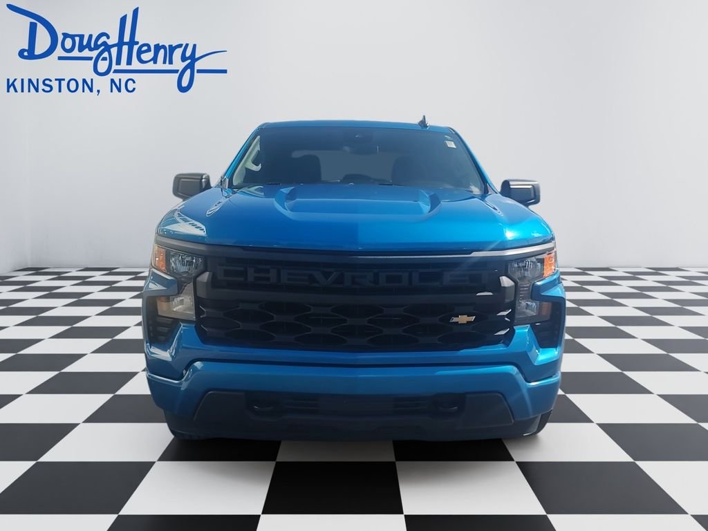 Used 2023 Blue Chevrolet Custom image 8