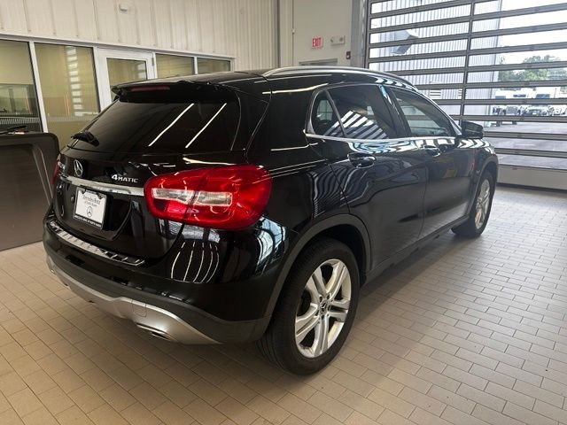 Used 2019 Black Mercedes-Benz GLA 250 image 3
