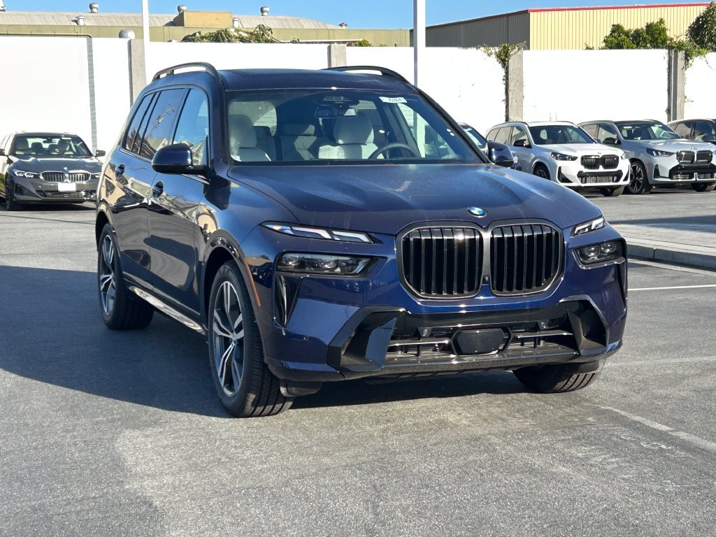 New 2027 Tanzanite Blue II Metallic BMW xDrive40i image 7