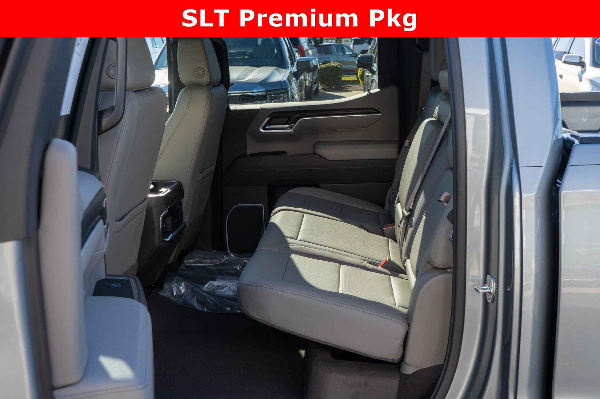 2026 GMC Sierra 1500 SLT - Photo 19