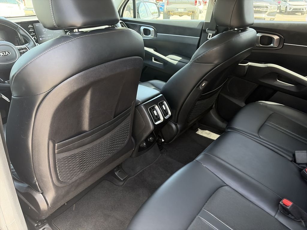 Used 2021 Silver Kia S image 31