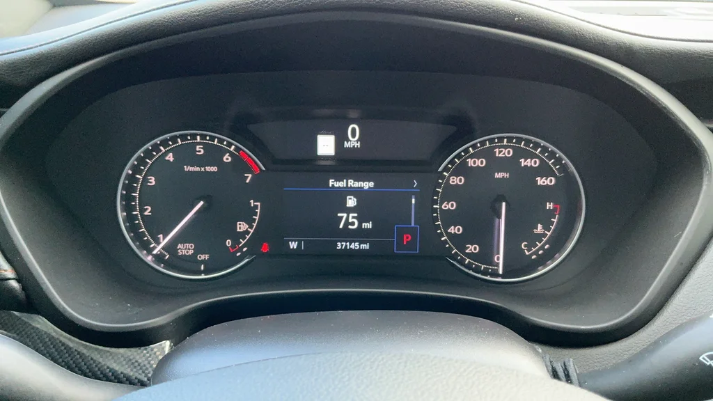 Used 2023 Silver Cadillac Sport image 13