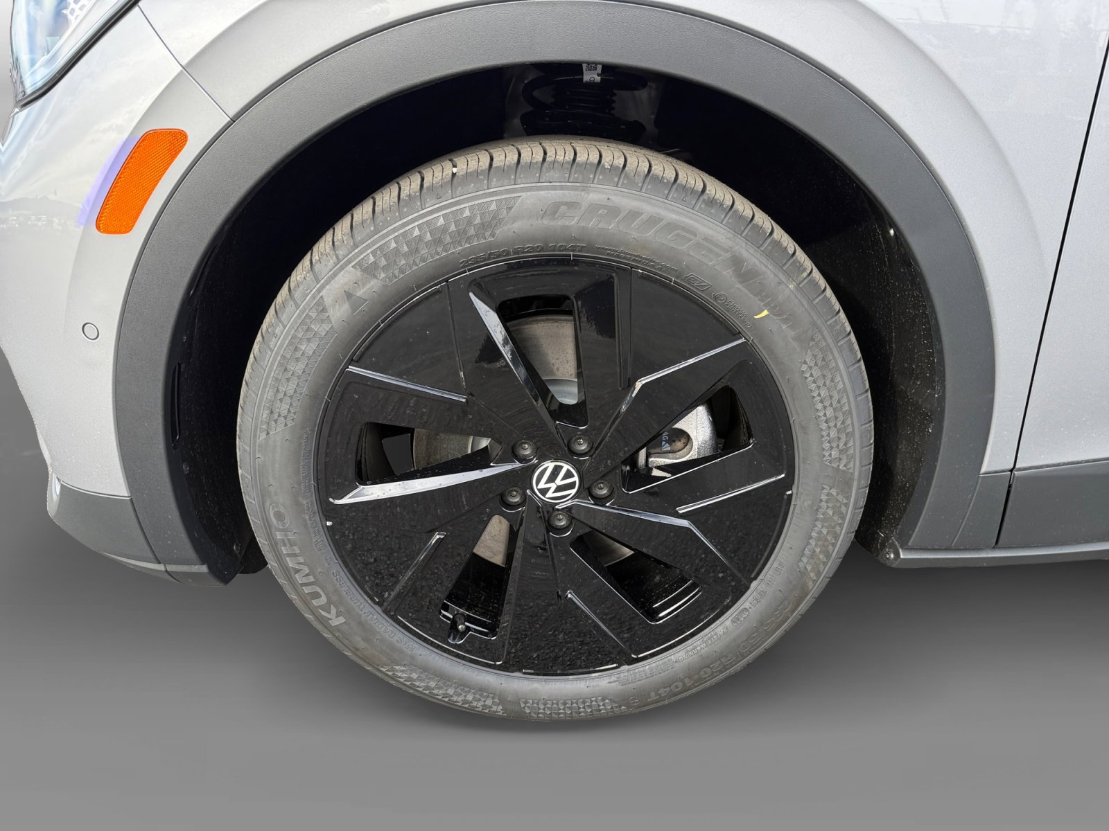 New 2026 Silver Mist Volkswagen Pro S image 9