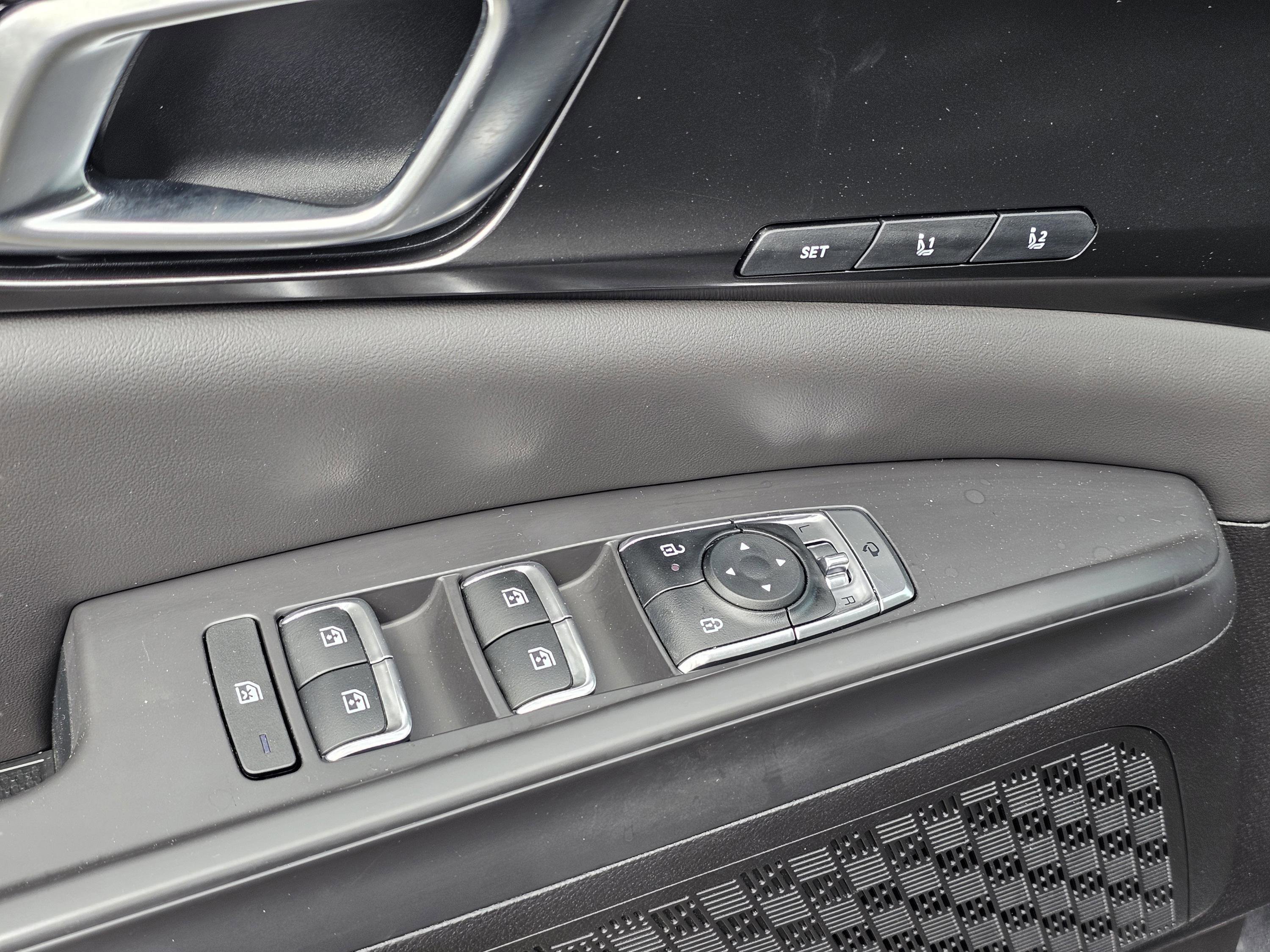 2026 Kia Carnival SX - Photo 15