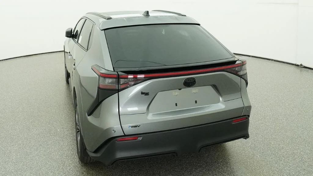 New 2026 Heavy Metal Toyota XLE image 18
