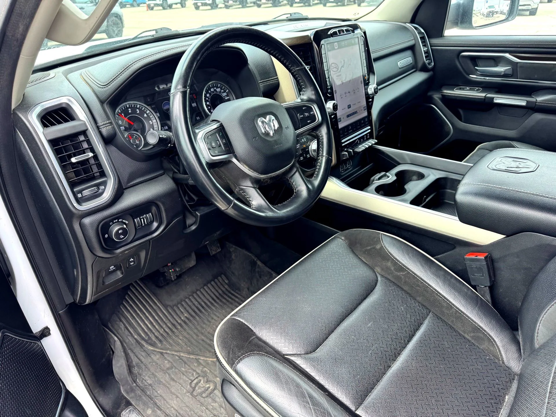 Used 2022 Bright White Clearcoat Ram Laramie image 11