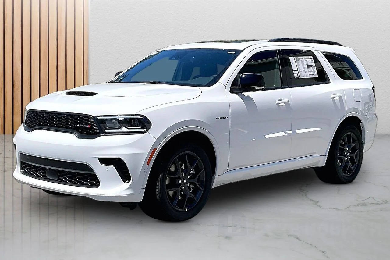 New 2026 White Knuckle Clear-Coat Exterior Paint Dodge  image 4