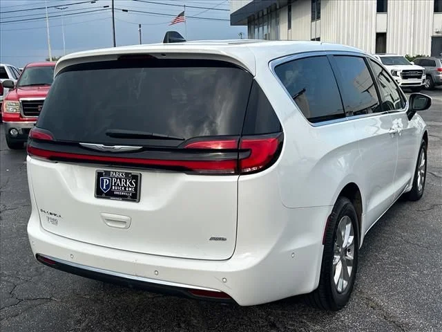 Used 2023 White Chrysler Touring L image 12