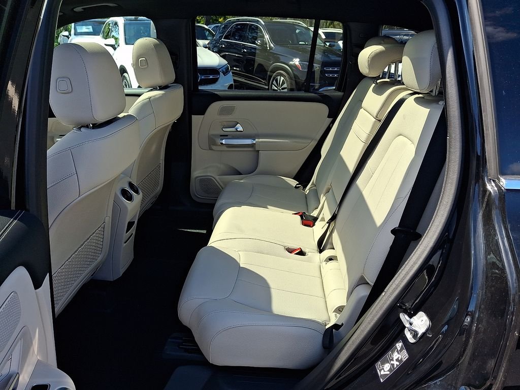 New 2026 Black Mercedes-Benz GLB 250 image 10