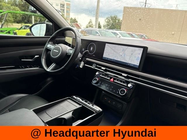Used 2025 Black Hyundai Limited image 8