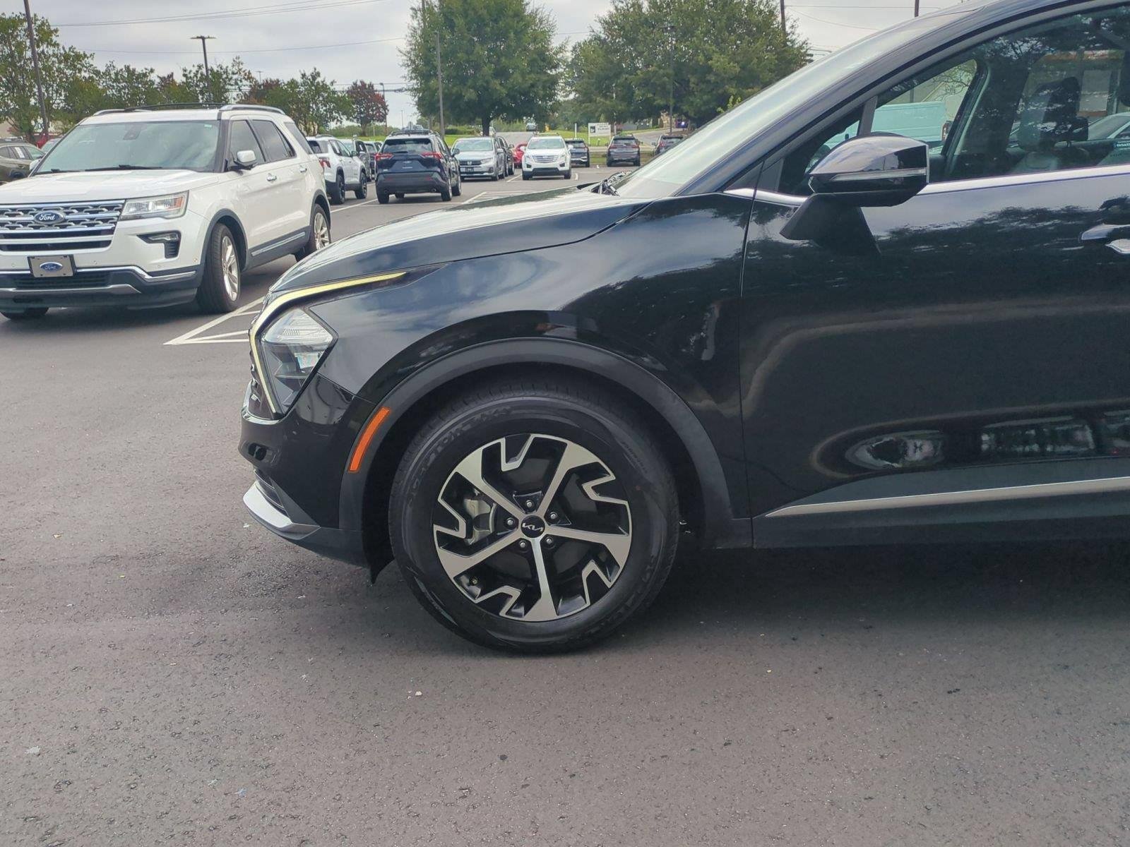 Used 2023 Ebony Black Kia EX image 10