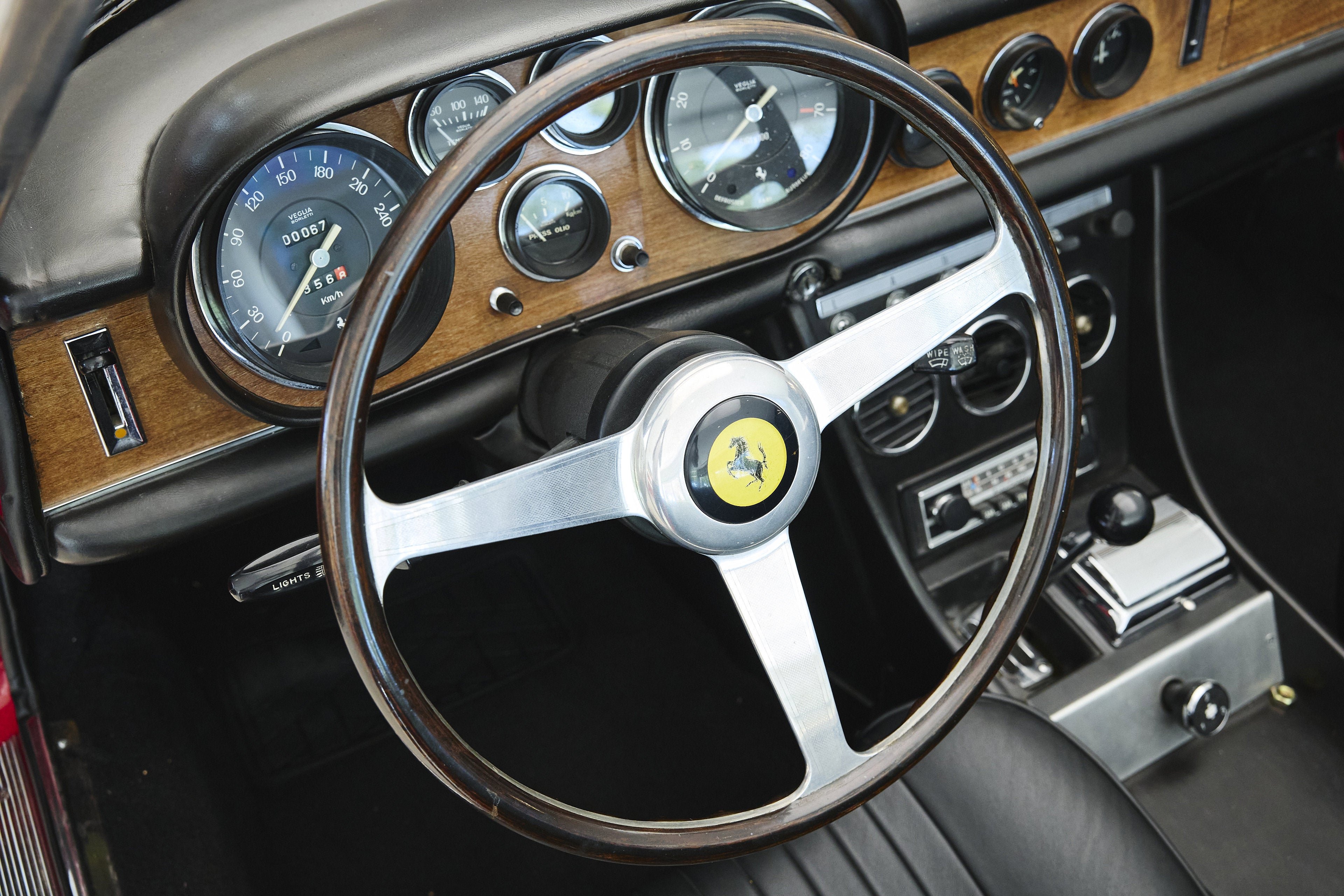 Used 1967 Rosso Ferrari  image 20