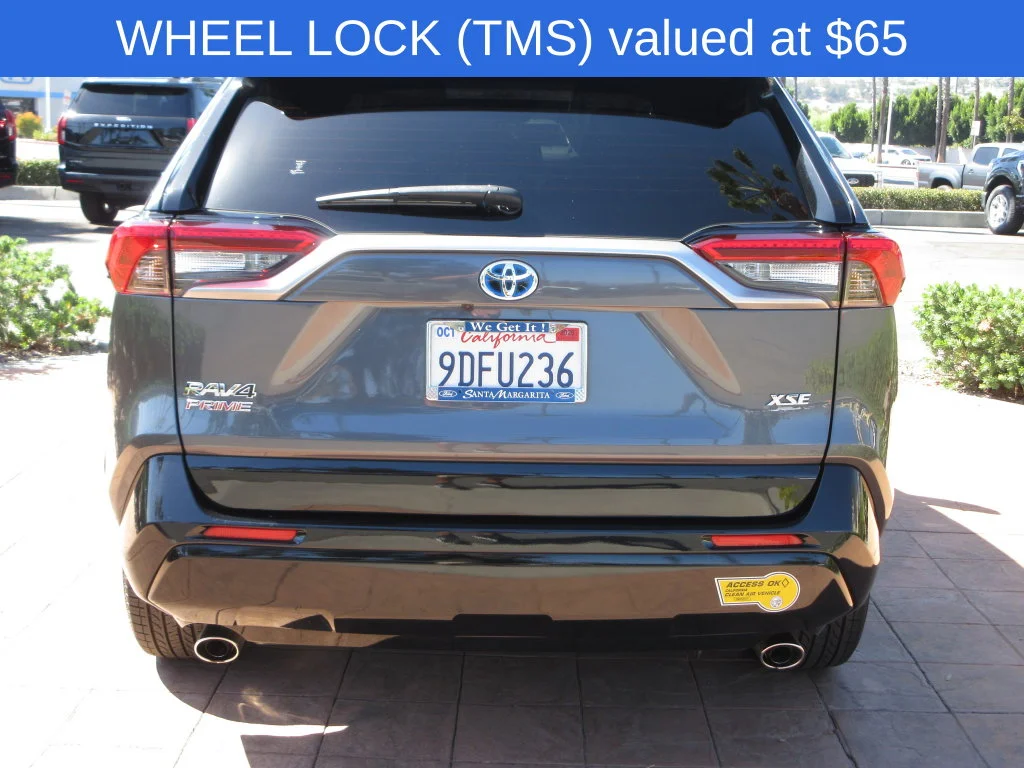 Certified Used 2022 Magnetic Gray Metallic Toyota XSE image 3