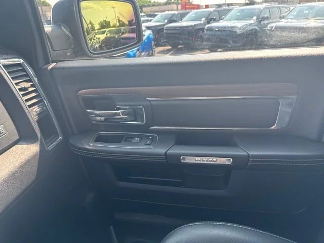 Used 2019 Patriot Blue Pearlcoat Ram Laramie image 19