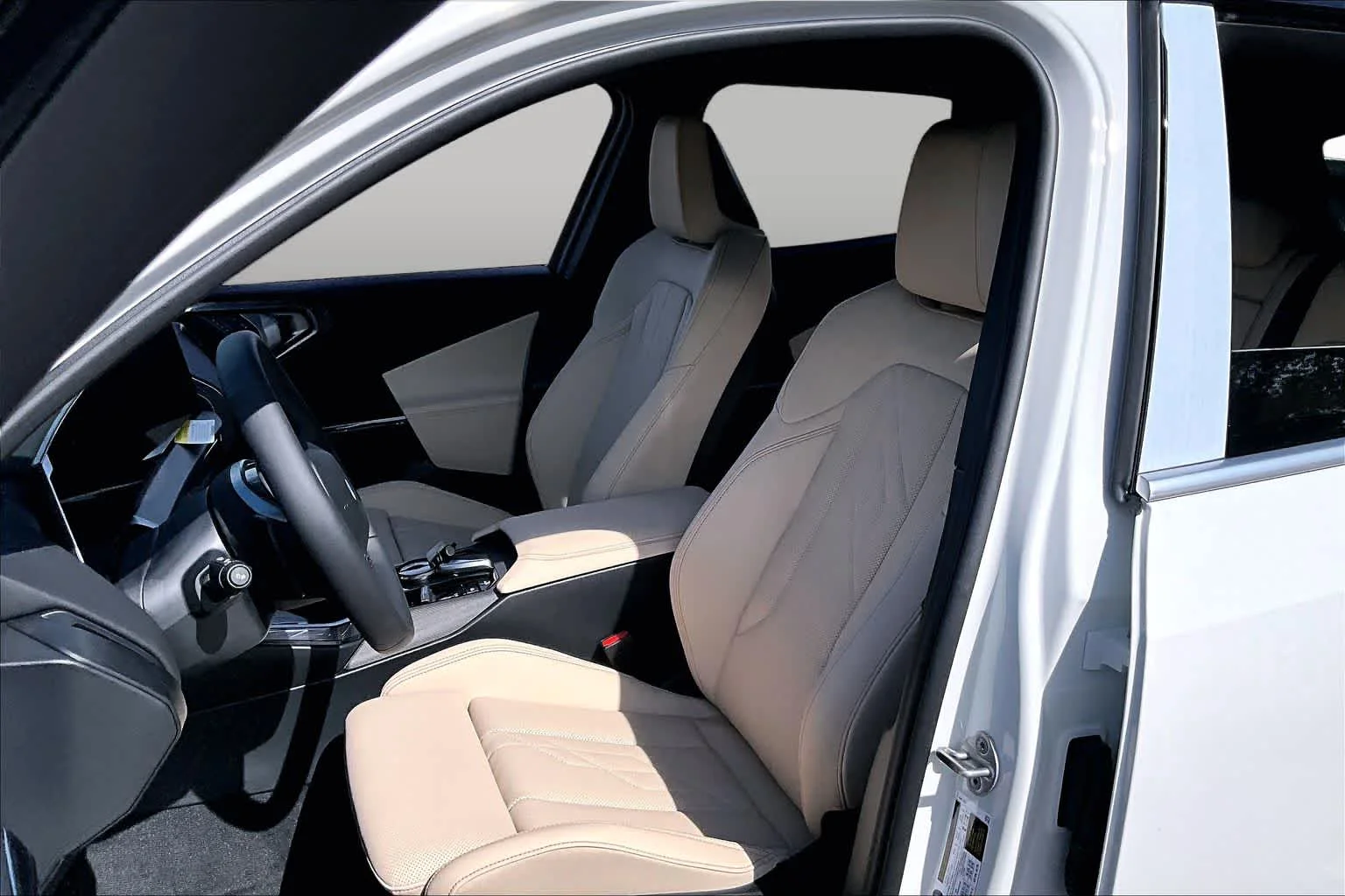 New 2026 Alpine White BMW 30 xDrive image 13