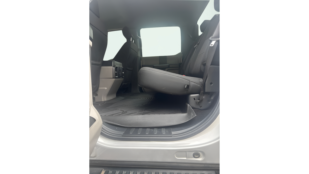 Used 2019 Ingot Silver Ford XL image 13