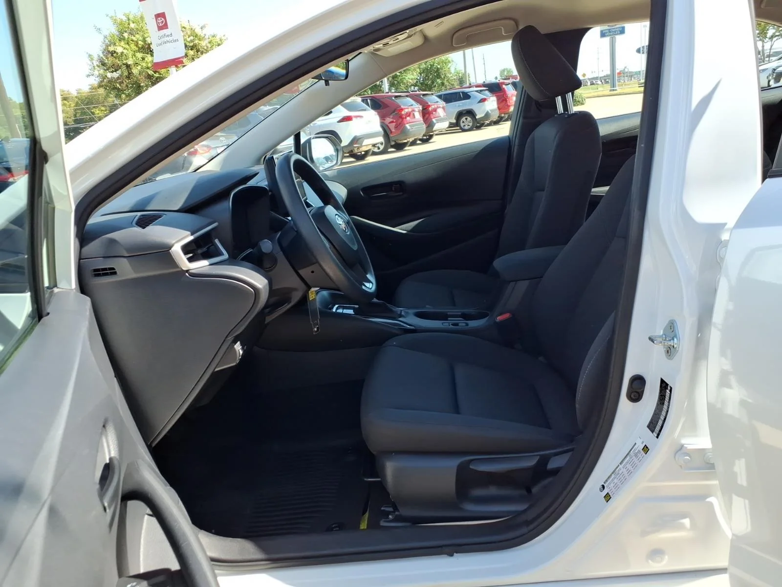 Used 2025 Wind Chill Pearl Toyota LE image 12