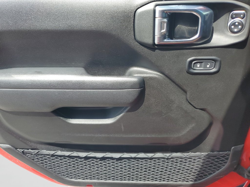 Used 2025 Red Jeep Sport S image 19
