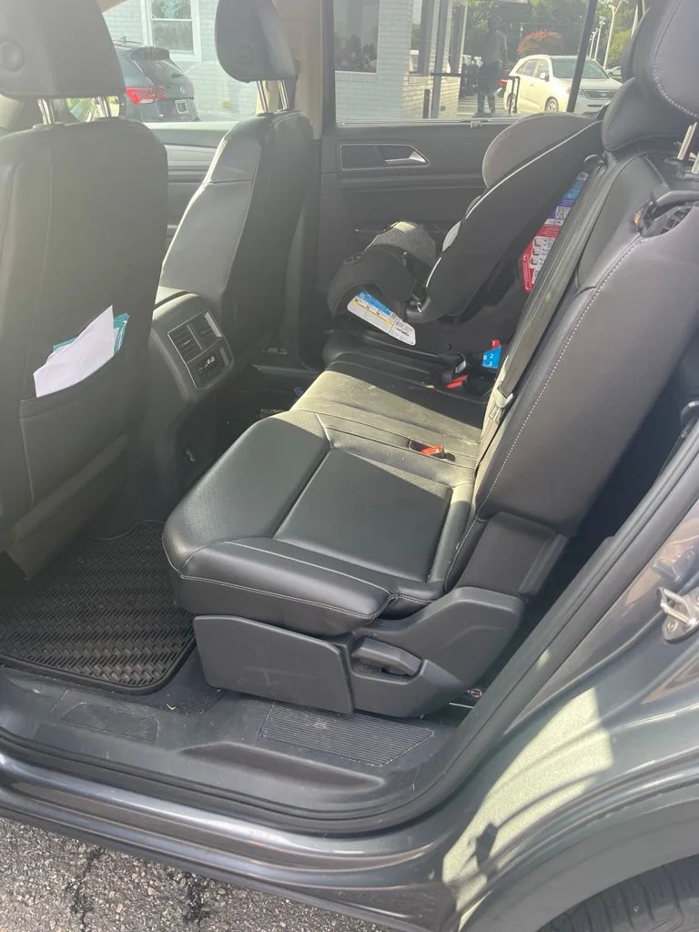 Used 2018 Gray Volkswagen 3.6L V6 SE image 9