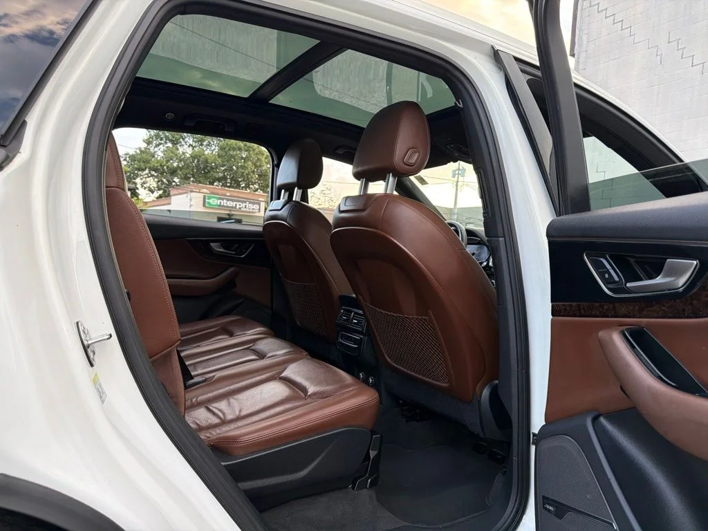 Used 2019 White Audi 45 Premium Plus image 14