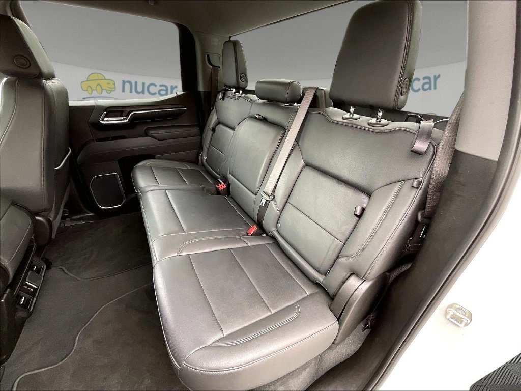 Used 2025 Summit White GMC SLT image 14