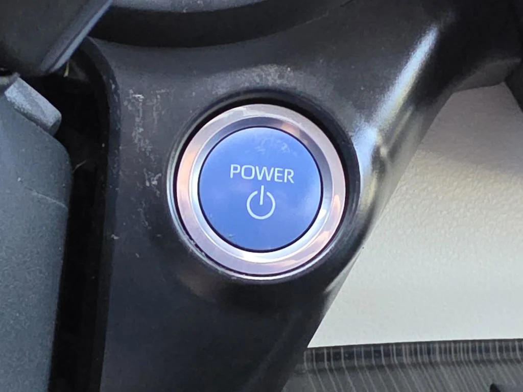 Used 2023  Toyota Platinum image 24