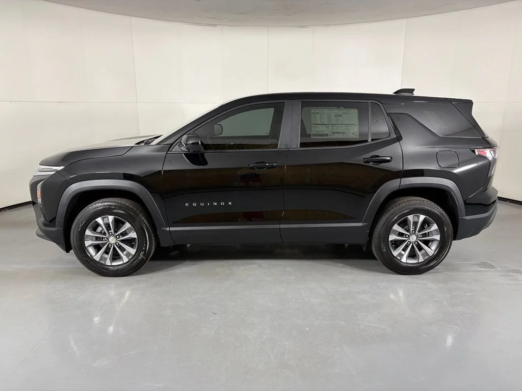 New 2026 Mosaic Black Metallic Chevrolet LT image 6