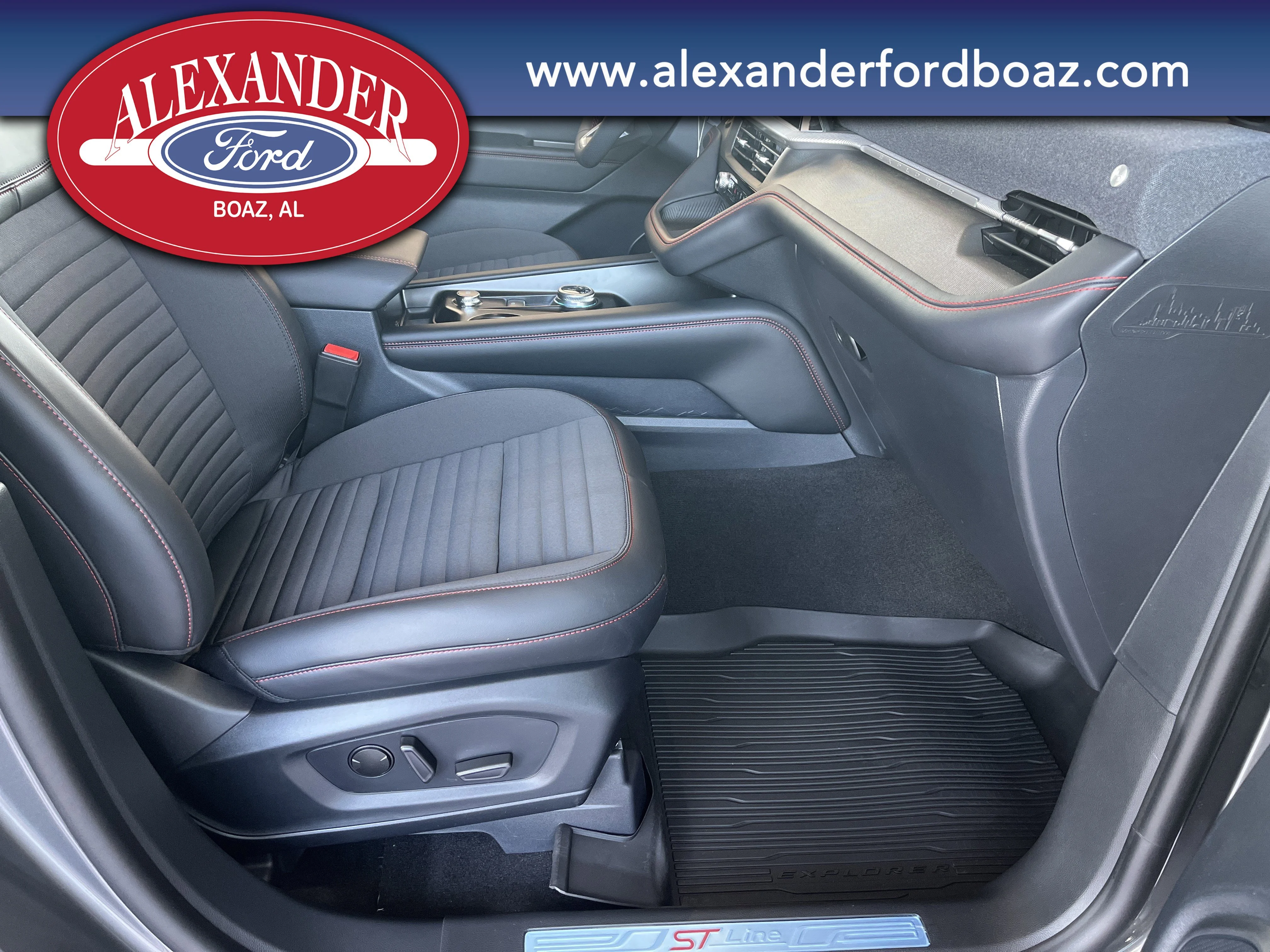 New 2026 Carbonized Gray Metallic Ford ST-Line image 15