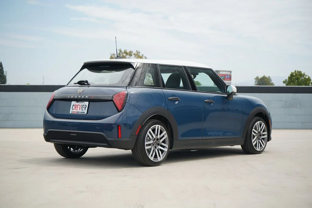 New 2026 Blue MINI Iconic image 3