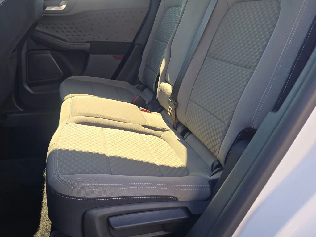 Used 2020 White Ford SE image 18