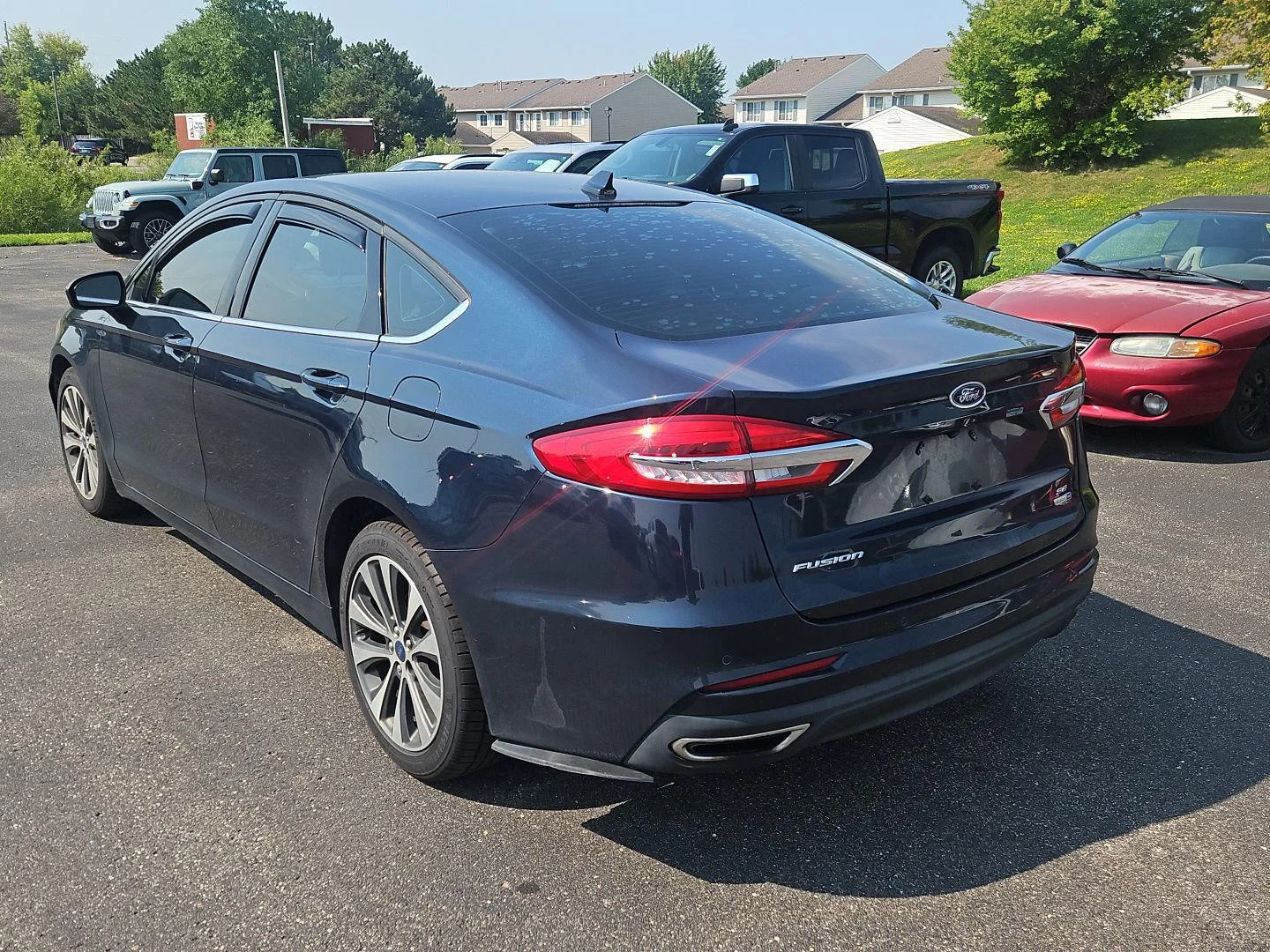 Used 2020 Alto Blue Metallic Tinted Clearcoat Ford SE image 3