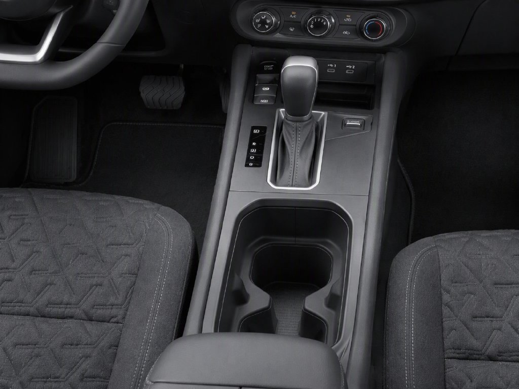 Used 2025 Gray Nissan SV image 21