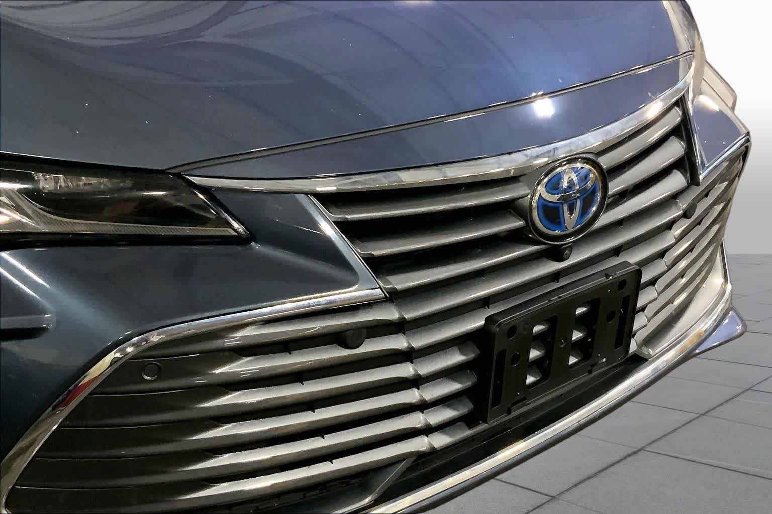 Used 2022 Harbor Gray Metallic Toyota Hybrid Limited image 30