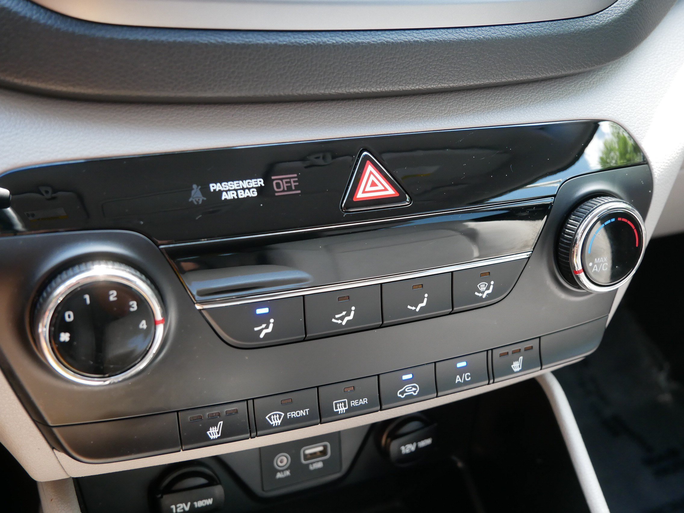 Used 2017 Coliseum Gray Hyundai Sport image 23