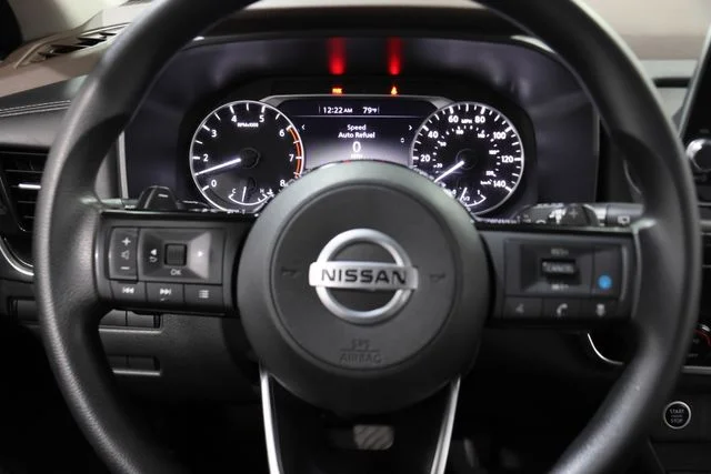 Used 2021 Caspian Blue Metallic Nissan SV image 18