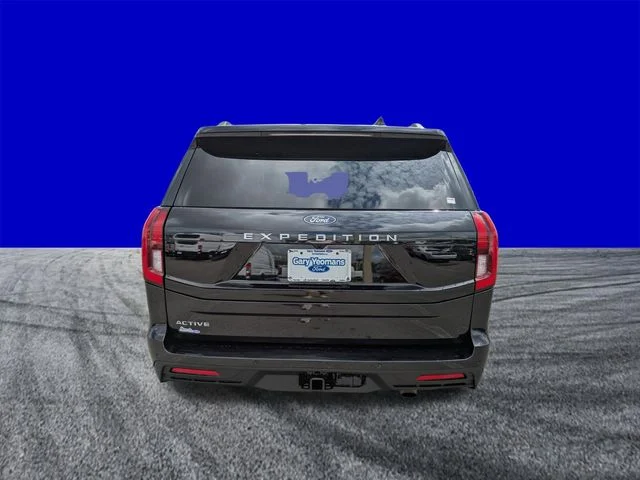 Certified Used 2025 Black Metallic Ford Active image 5