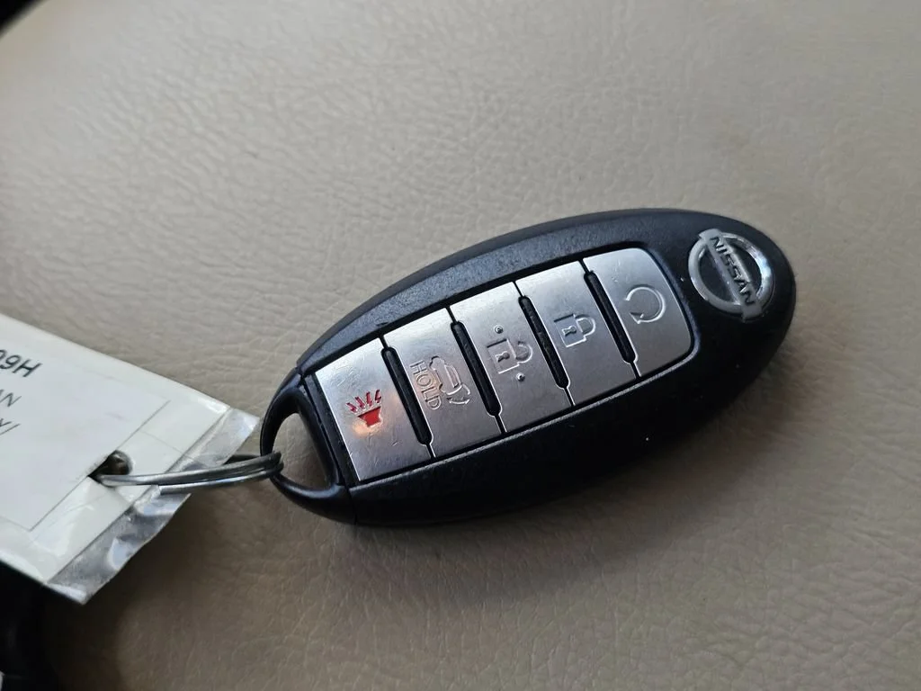 Used 2018 Gun Metallic Nissan SL image 30