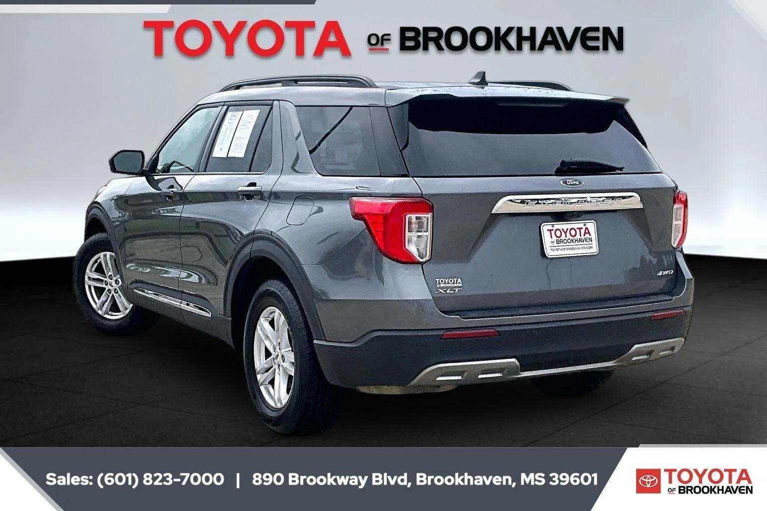Used 2023 Carbonized Gray Ford XLT image 2