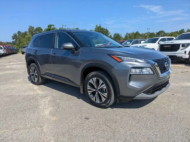 Used 2023 Gray Nissan SV image 2
