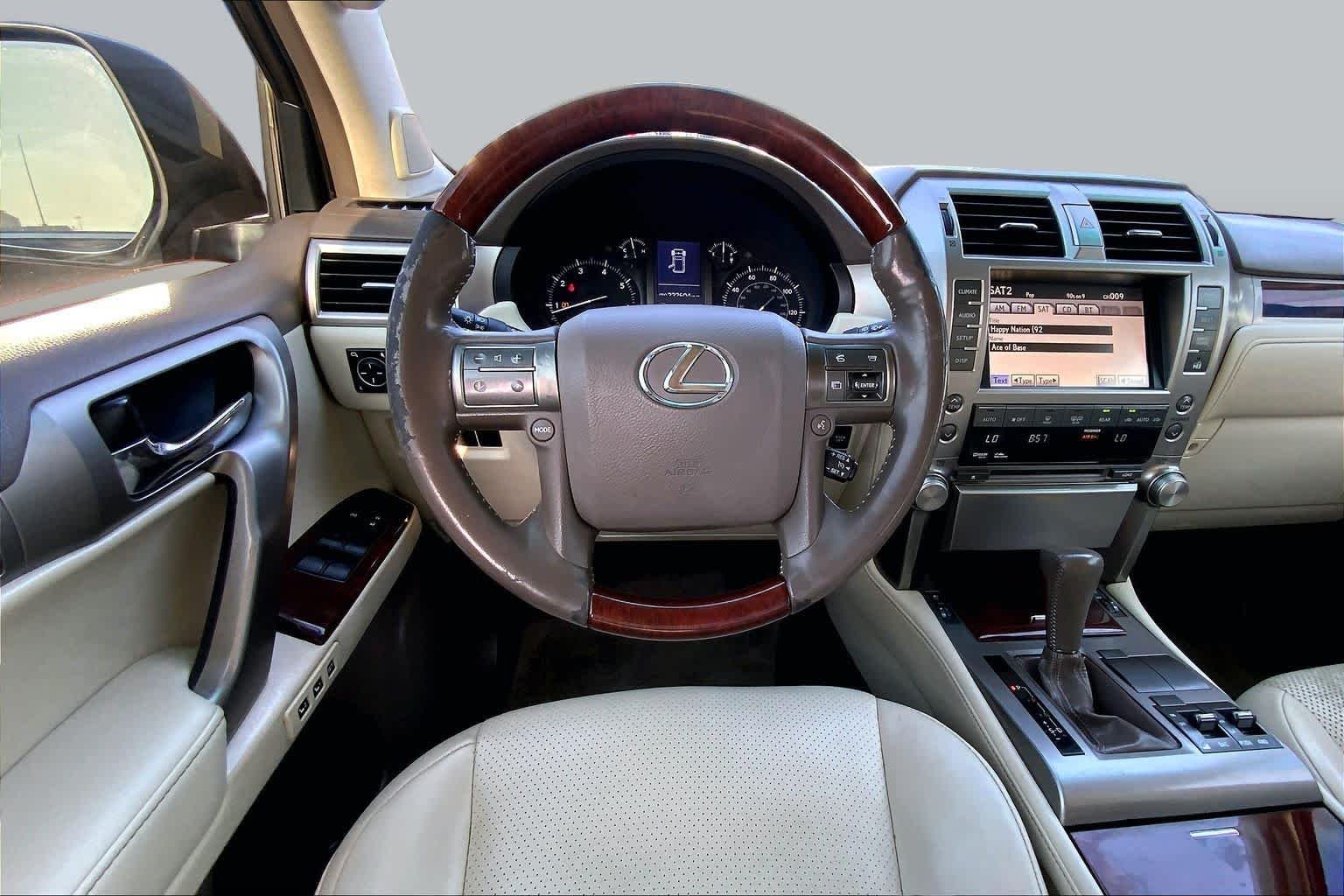 Used 2011 Black Onyx Lexus  image 5