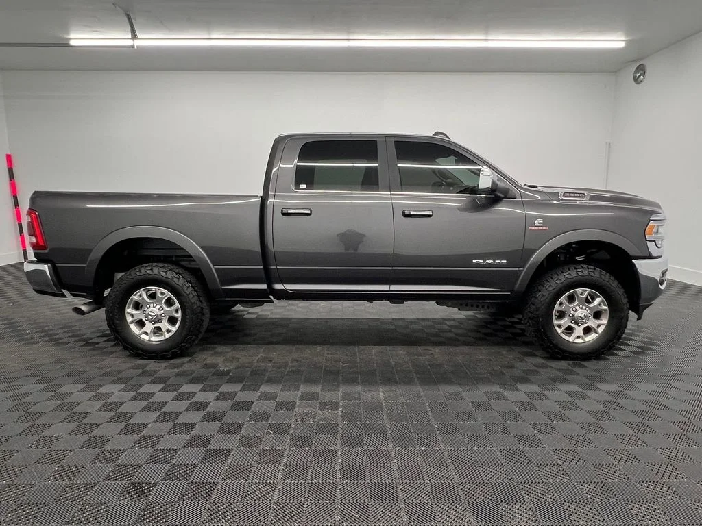 Used 2022 Granite Crystal Metallic Clearcoat Ram Laramie image 7