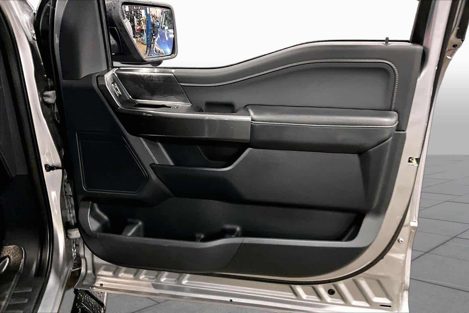 Used 2021 Iconic Silver Metallic Ford XLT image 21